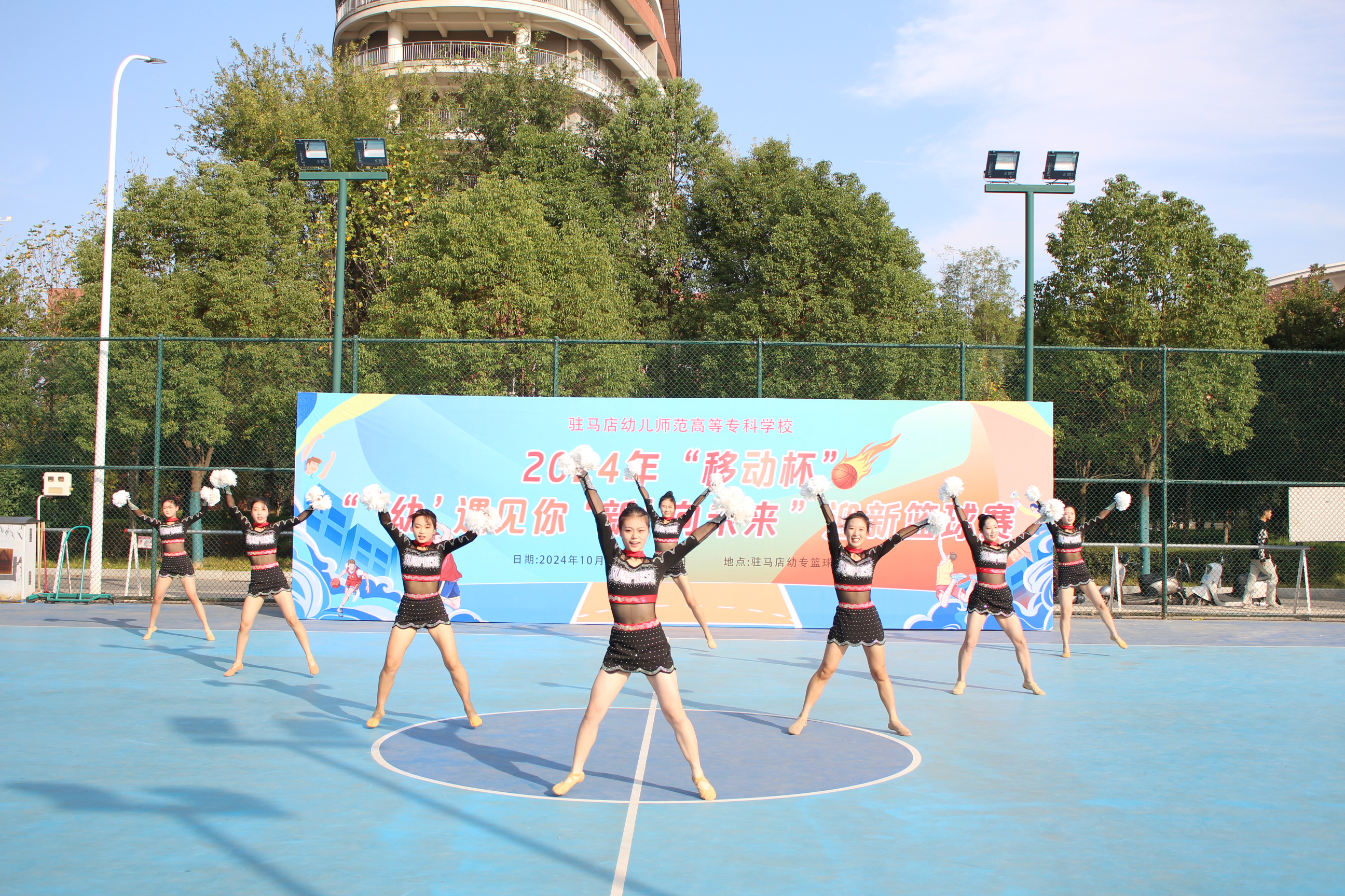 关于特色篮球主题巡展在全国范围内巡回,促进体育与文化融合的信息 关于特色篮球主题巡展在全国范围内巡回,促进体育与文化融合的信息